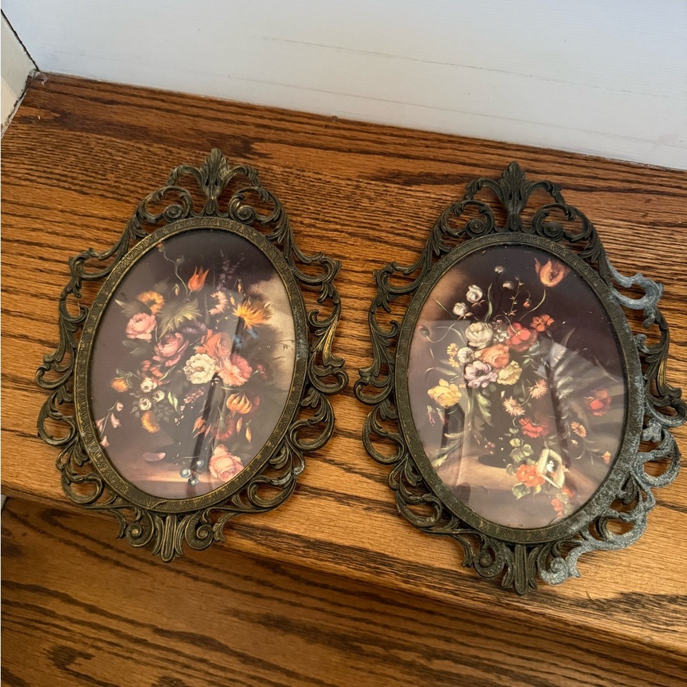 Vintage Floral Oval Wall Art Set